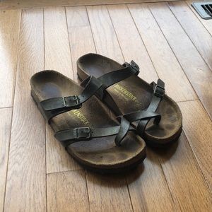 BIRKENSTOCK SANDALS